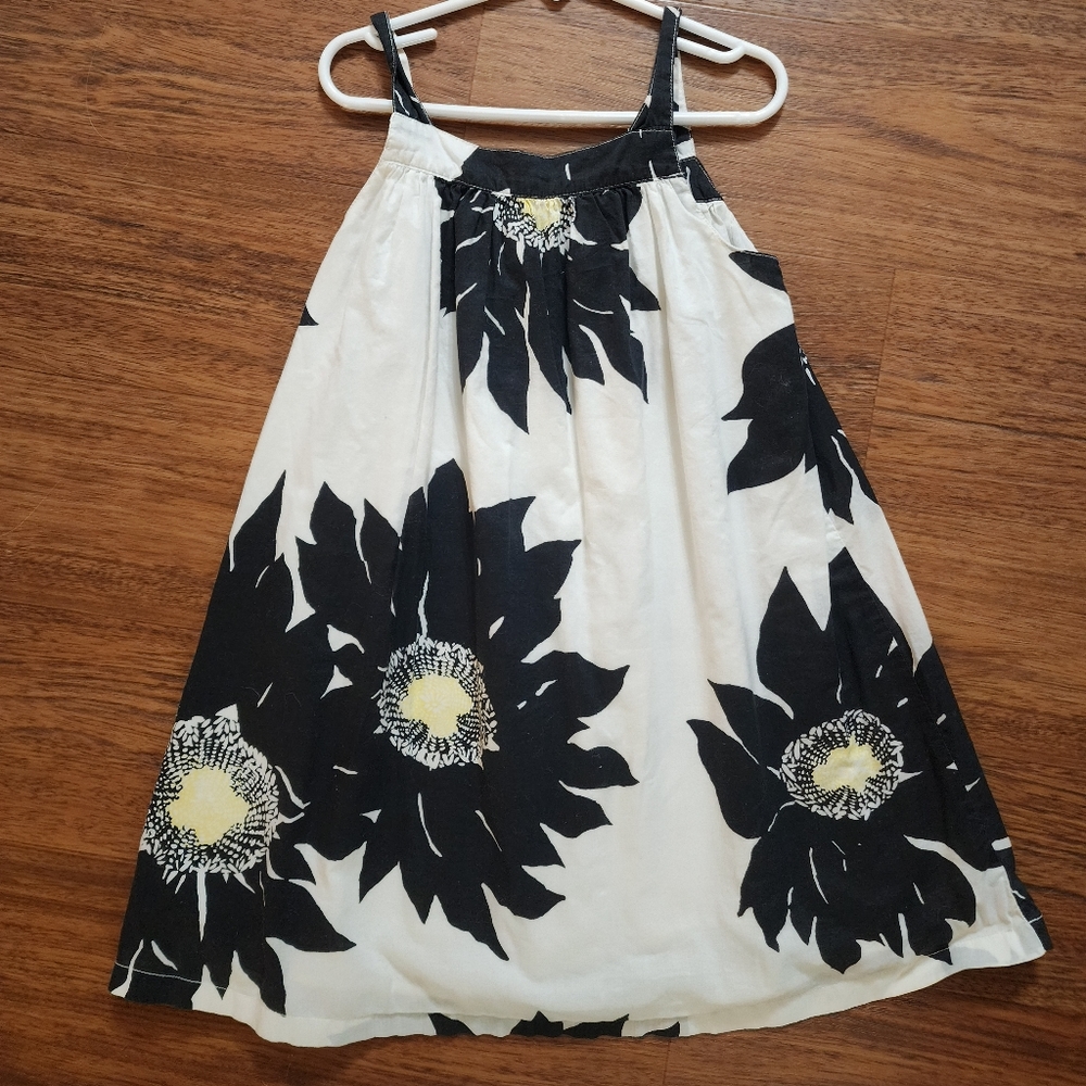 6-7 Girls Gap Dress